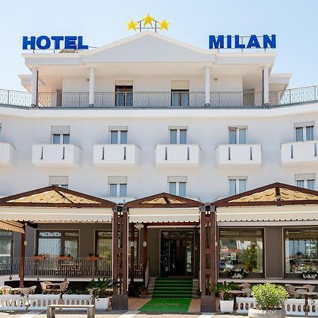 Hotel Milan 로솔리나 마레 외부 사진